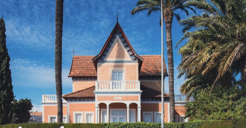 Mijas Lusso Immobiliare: La Tua Guida di Lusso alla Costa del Sol image 1