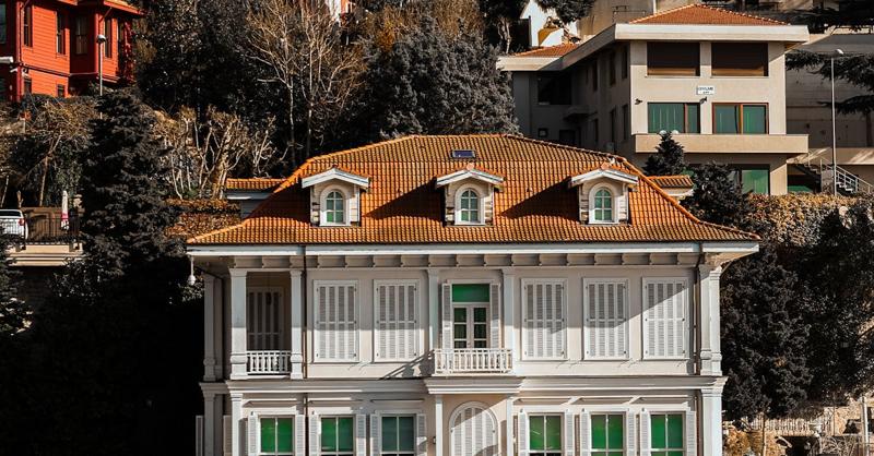 Luxury Follonica Real Estate: Discover Your Tuscan Dream image 1